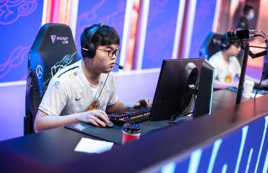 国产手游收入榜揭晓 三角洲行动超越和平精英